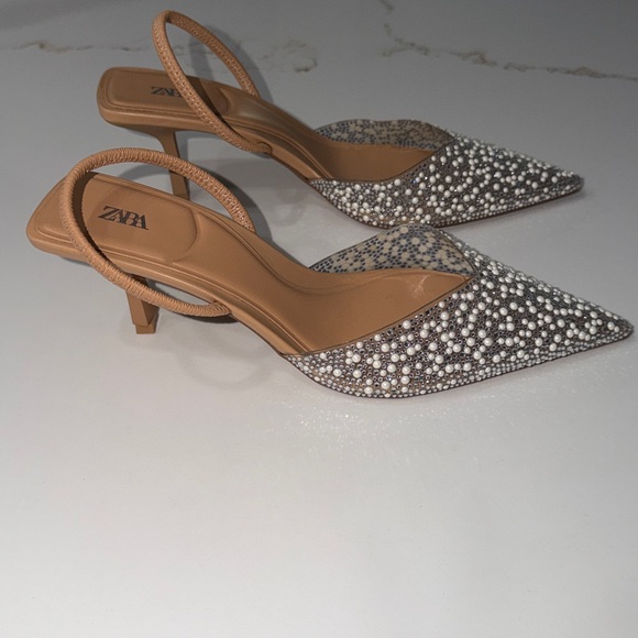 Zara Pearl & Crystal Pointed Slingback Heels in Tan and Silver ~ 9 or 39 - Picture 6 of 10